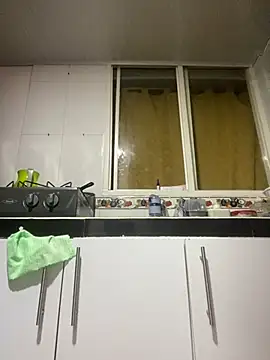 Emiily lee online show from 03-11-25, 09:45