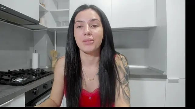 Snapshot of Emmapmg chatting on 02-17-26, 11:00 Emmapmg online show from 02-17-26, 11:00