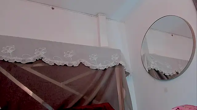 Snapshot of BonnieCute_ chatting on 03-11-26, 11:44 BonnieCute online show from 03-11-26, 11:44