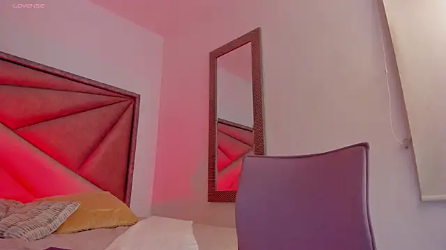 BonnieCute  online show from 07-21-26, 02:03