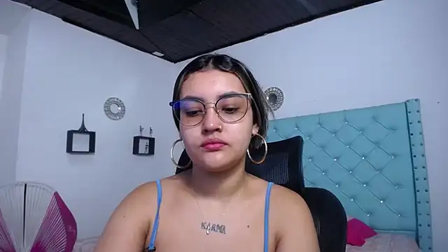 antonella sweetlittle online show from 04-18-26, 12:20