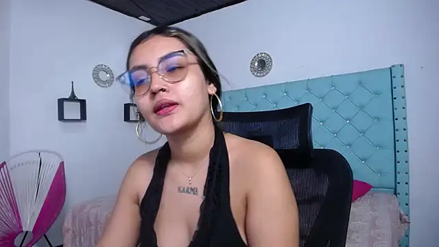 antonella sweetlittle online show from 04-30-26, 12:33