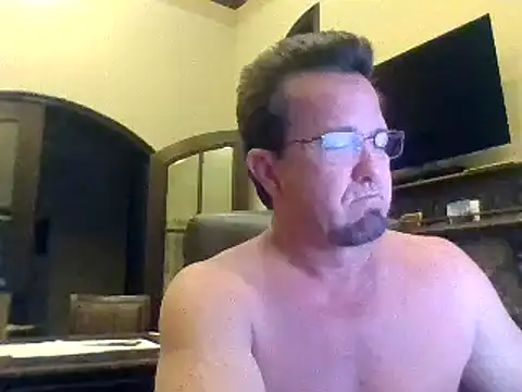 Snapshot of sluttydylan chatting on 12-18-24, 07:26 sluttydylan online show from 12-18-24, 07:26