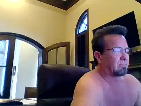 Snapshot of sluttydylan chatting on 01-08-25, 08:29 sluttydylan online show from 01-08-25, 08:29