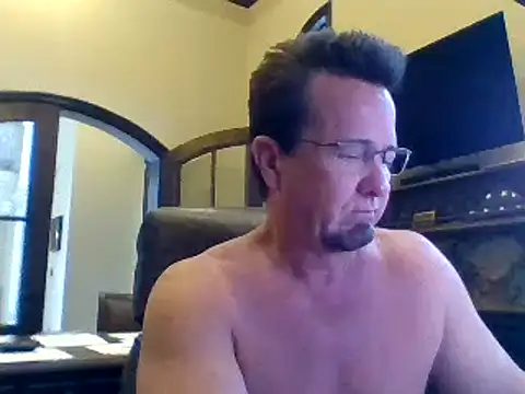 Snapshot of sluttydylan chatting on 02-08-25, 11:55 sluttydylan online show from 02-08-25, 11:55