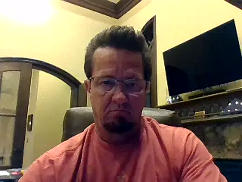 Snapshot of sluttydylan chatting on 02-27-25, 05:24 sluttydylan online show from 02-27-25, 05:24