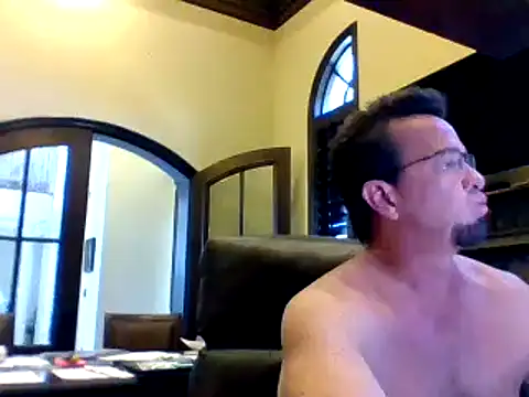 Snapshot of sluttydylan chatting on 03-18-25, 05:31 sluttydylan online show from 03-18-25, 05:31