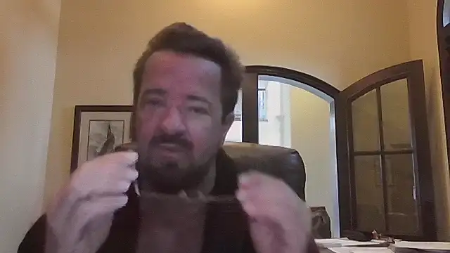 Snapshot of sluttydylan chatting on 09-22-25, 04:09 sluttydylan online show from 09-22-25, 04:09
