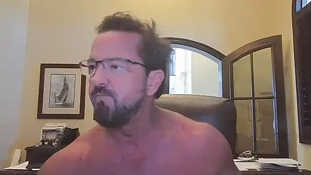 Snapshot of sluttydylan chatting on 09-29-25, 06:57 sluttydylan online show from 09-29-25, 06:57