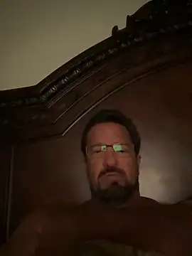 Snapshot of sluttydylan chatting on 10-09-25, 06:33 sluttydylan online show from 10-09-25, 06:33