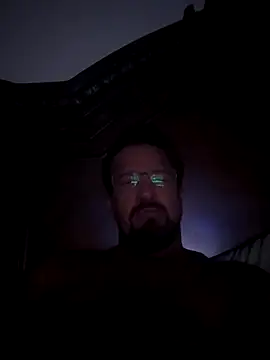 Snapshot of sluttydylan chatting on 10-16-25, 05:52 sluttydylan online show from 10-16-25, 05:52