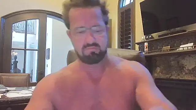 Snapshot of sluttydylan chatting on 10-18-25, 05:25 sluttydylan online show from 10-18-25, 05:25