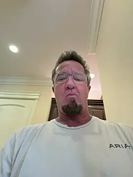 Snapshot of sluttydylan chatting on 06-26-26, 09:52 sluttydylan online show from 06-26-26, 09:52