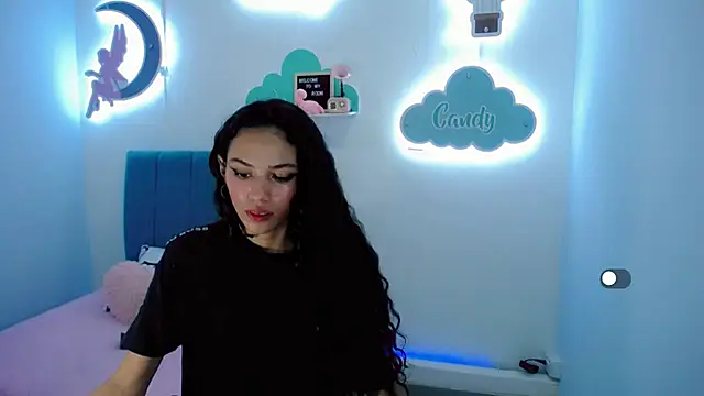 Evelin shy online show from 12-29-24, 07:06