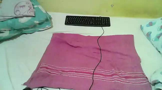 Snapshot of Quincy_joyy chatting on 03-11-25, 01:26 Quincy joyy online show from 03-11-25, 01:26