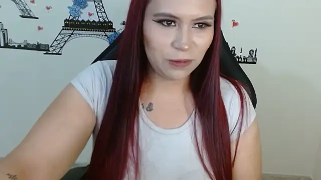 Snapshot of cata__gutierrez_ chatting on 11-19-25, 04:01 cata gutierrez online show from 11-19-25, 04:01