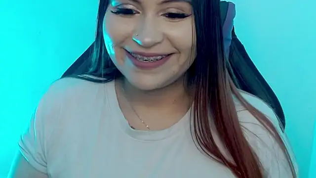 cata  gutierrez  online show from 07-17-26, 04:08