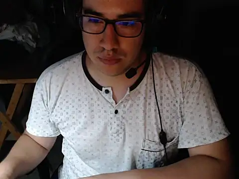 thealfawolf01 online show from 03-19-25, 05:19