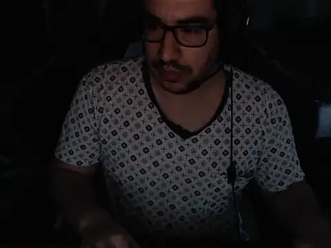thealfawolf01 online show from 06-21-26, 12:19