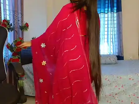 Unlucky-flowers online show from 11-19-25, 07:19