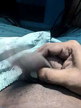 Snapshot of rajesh31tamil chatting on 10-31-25, 05:14 rajesh31tamil online show from 10-31-25, 05:14