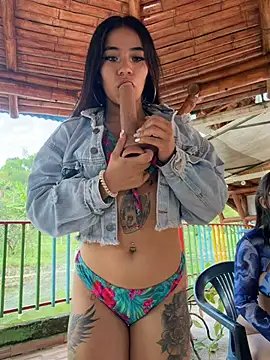 Snapshot of Megan_Thompsonn chatting on 07-16-26, 02:23 Megan Thompsonn online show from 07-16-26, 02:23