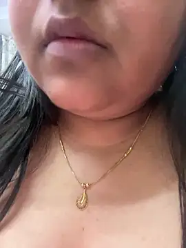 smile pretty online show from 03-13-25, 09:26