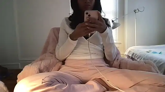 loveofbea online show from 04-28-26, 07:08