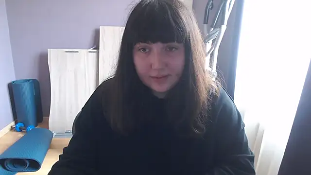 Snapshot of Lynylou chatting on 09-13-25, 12:49 Lynylou online show from 09-13-25, 12:49