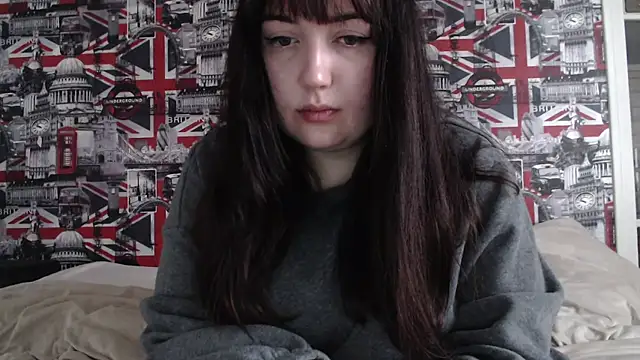 Lynylou online show from 02-18-26, 04:47