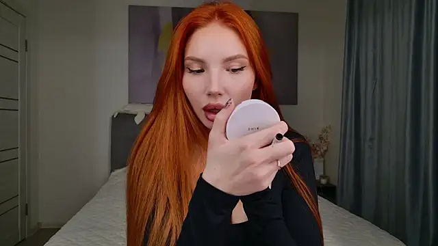 JudyWalkerr online show from 09-23-25, 02:20