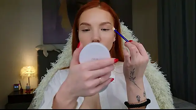 JudyWalkerr online show from 01-12-26, 01:33