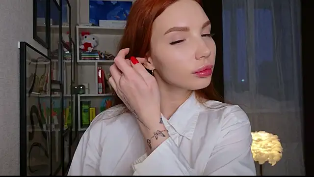 JudyWalkerr online show from 01-13-26, 03:56