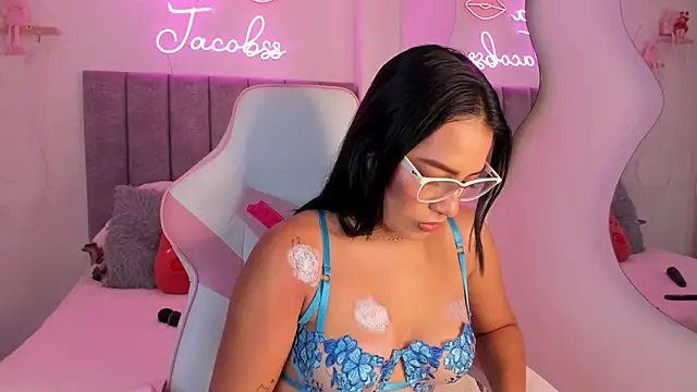 Snapshot of jacobss_gh chatting on 10-08-25, 09:01 jacobss gh online show from 10-08-25, 09:01