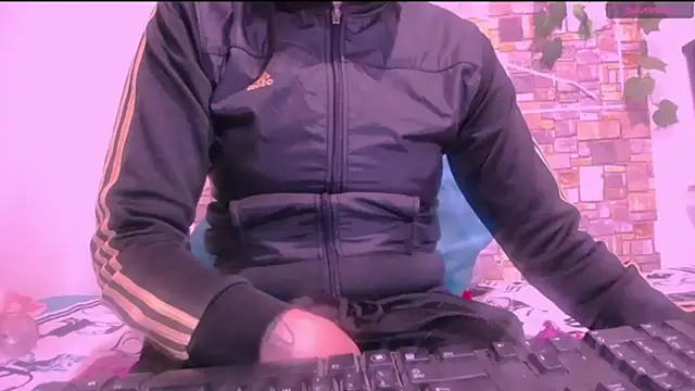 CrazyRousex online show from 07-28-26, 02:46