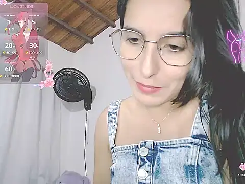 tifany19  online show from 10-19-25, 01:39