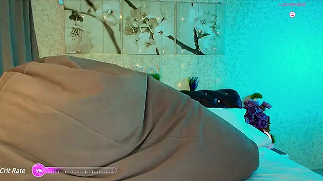 kate picture  online show from 02-23-25, 10:20