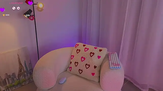 Snapshot of sebbyrose chatting on 02-19-25, 06:44 sebbyrose online show from 02-19-25, 06:44