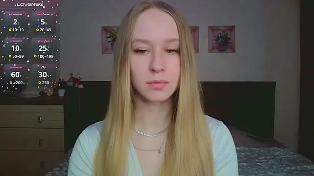 Snapshot of Lily__Devil chatting on 02-17-26, 03:29 Lily Devil online show from 02-17-26, 03:29