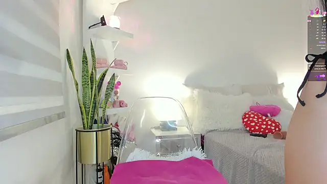 Snapshot of kristel_s chatting on 03-04-26, 11:27 kristel s online show from 03-04-26, 11:27