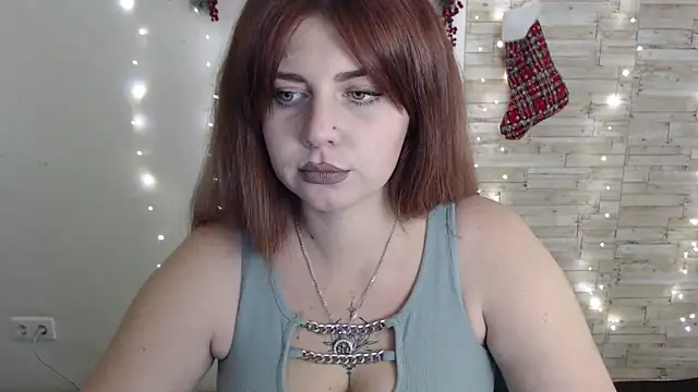 Snapshot of Lizzy_Love chatting on 12-16-24, 10:56 Lizzy Love online show from 12-16-24, 10:56