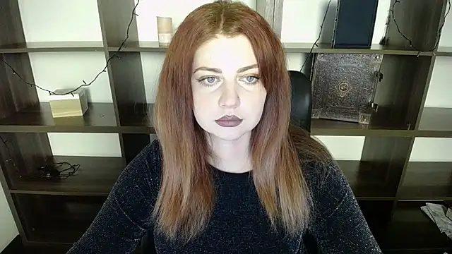 Snapshot of Lizzy_Love chatting on 12-29-24, 12:34 Lizzy Love online show from 12-29-24, 12:34