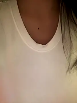 Snapshot of Nany_lina chatting on 11-19-25, 06:46 Nany lina online show from 11-19-25, 06:46