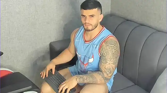 Ricardogo19 online show from 01-17-25, 06:26