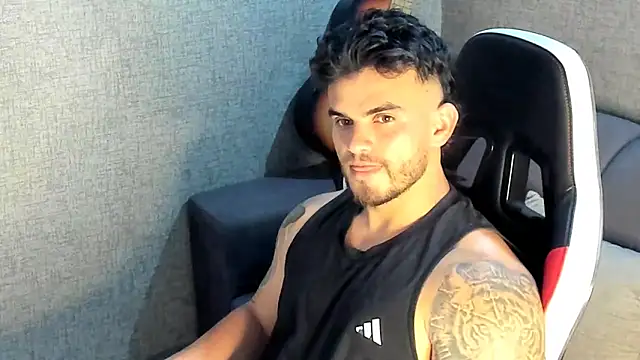 Ricardogo19 online show from 10-12-25, 11:37