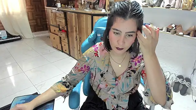 Snapshot of Cristina_Vanegas631 chatting on 02-16-26, 06:37 Cristina Vanegas631 online show from 02-16-26, 06:37