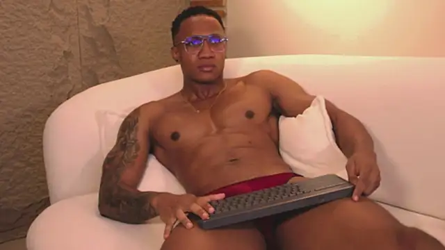 Logan Varela online show from 03-03-25, 11:14