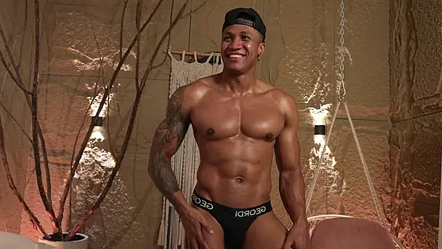 Logan Varela online show from 09-25-25, 01:15