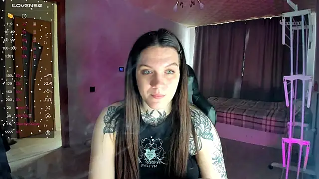 Snapshot of AizaRose chatting on 02-17-26, 04:53 AizaRose online show from 02-17-26, 04:53