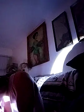 gurlnips online show from 02-03-26, 06:40